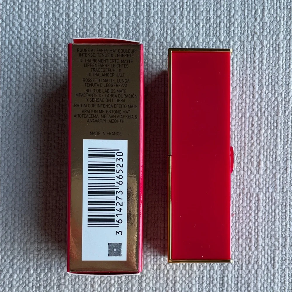 Valentino Rosso Matte Lipstick in 123R falling for nude